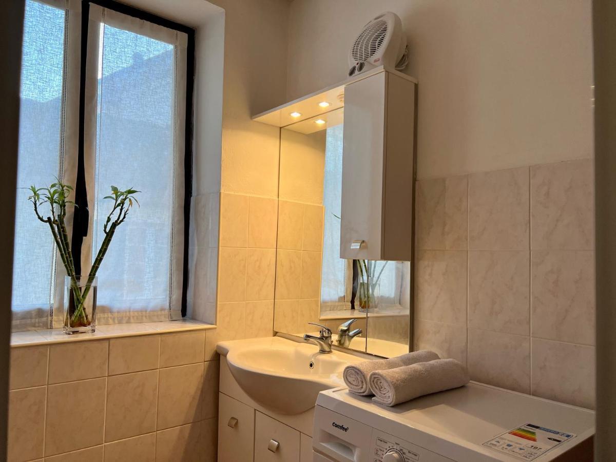 Novi Ligure Private Apartment ภายนอก รูปภาพ