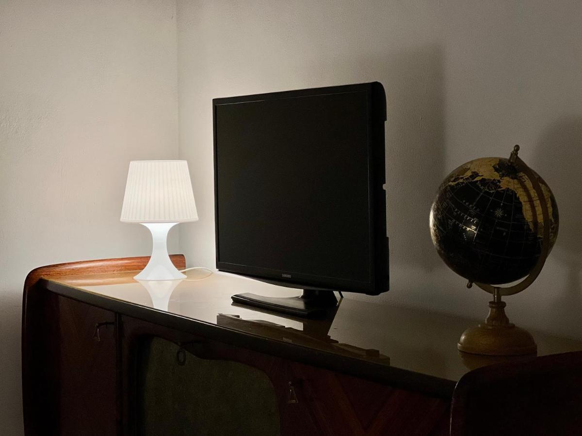Novi Ligure Private Apartment ภายนอก รูปภาพ