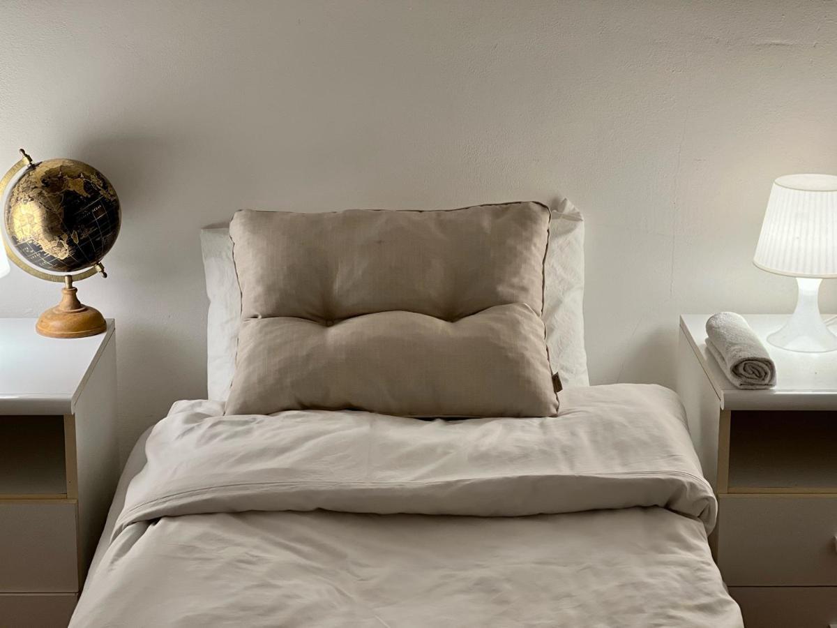 Novi Ligure Private Apartment ภายนอก รูปภาพ