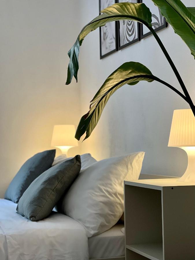 Novi Ligure Private Apartment ภายนอก รูปภาพ