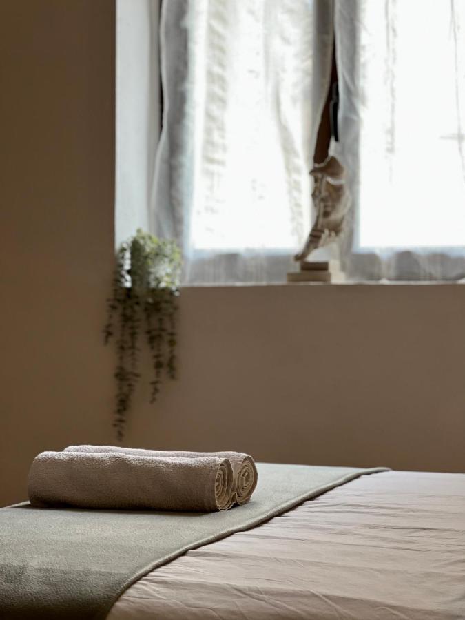 Novi Ligure Private Apartment ภายนอก รูปภาพ