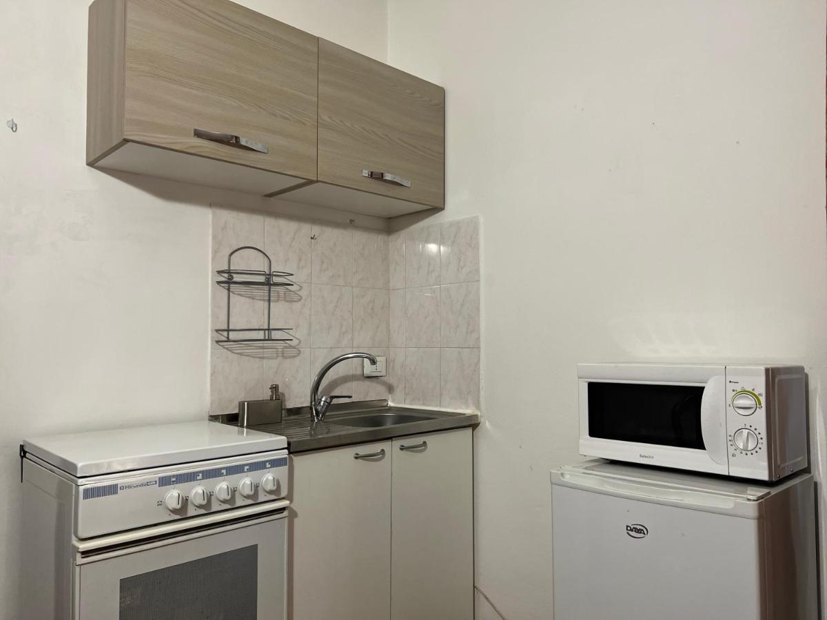 Novi Ligure Private Apartment ภายนอก รูปภาพ